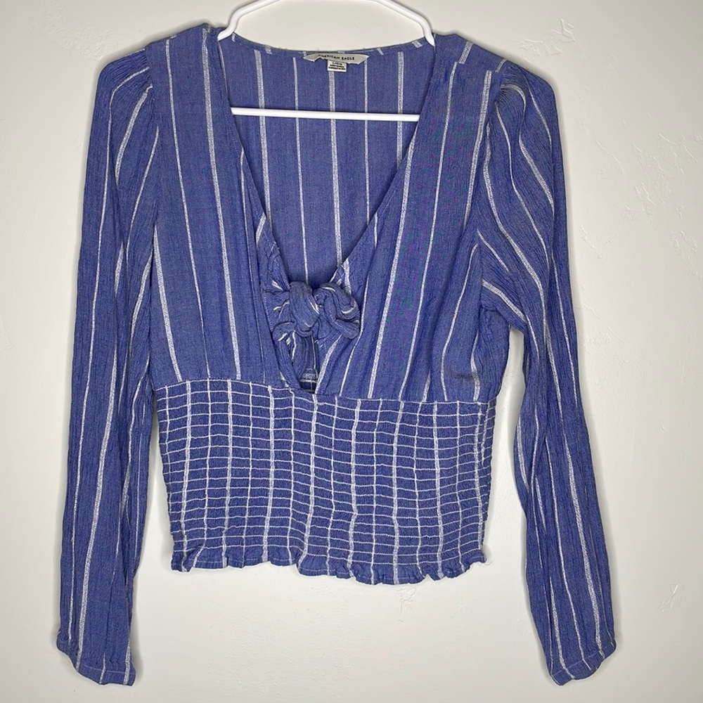 AE long sleeve crop